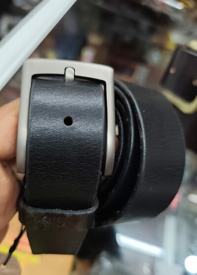 Leather belt 